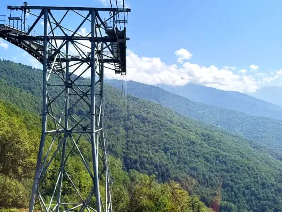 The S3 cable car to the Pikhtovy shelter