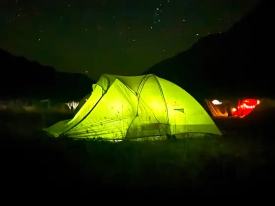 Night at the Bzerpinsky Cornice with a tent